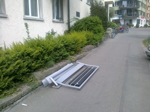 Gratis Möbel auf der Röschibachstrasse
