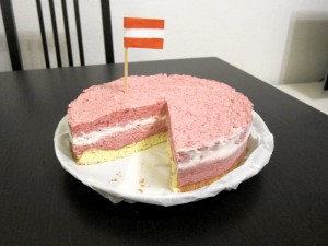 Torte in rot-weiss-rot zum Nationalfeiertag