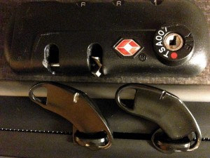 kaputtes TSA Schluss Samsonite Koffer