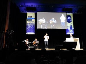 Unterhaltung zwischen den Vorträgen durch das Monaco Swing Duo, JS Kongress 2016, München Deutschland Unterhaltung zwischen den Vorträgen durch das Monaco Swing Duo, JS Kongress 2016, München Deutschland