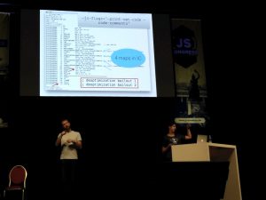 Vortrag von Franziska Hinkelmann über V8 Optimierung am JS Kongress 2016 in München, Deutschland Vortrag von Franziska Hinkelmann über V8 Optimierung am JS Kongress 2016 in München, Deutschland