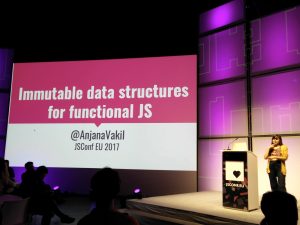 Anjana Vakil auf der JSConf EU 2017 in Berlin